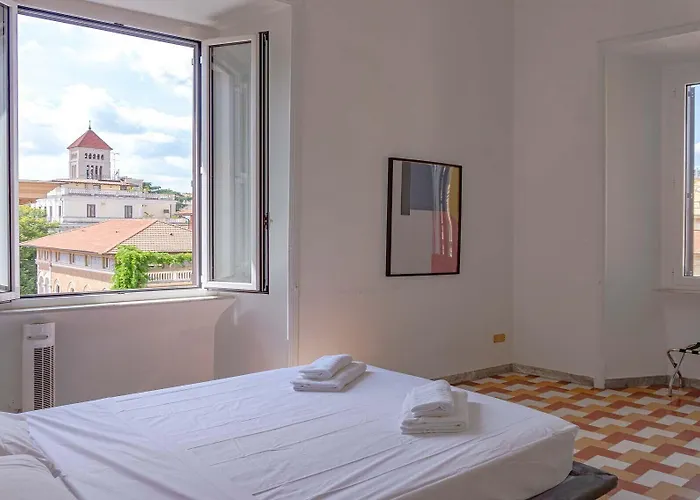 Apartment Easytopstay - Borghese Large