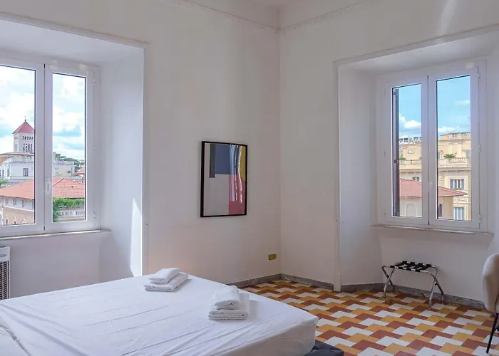 Apartment Easytopstay - Borghese Large