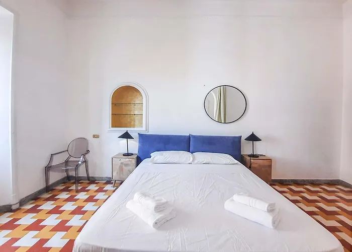 Apartment Easytopstay - Borghese Large